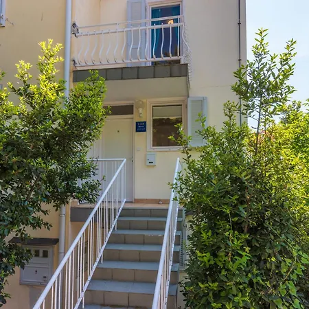 Apartment Vema 2