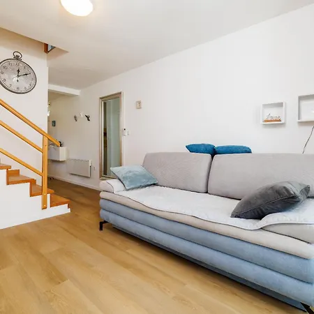 Apartment Vema 2